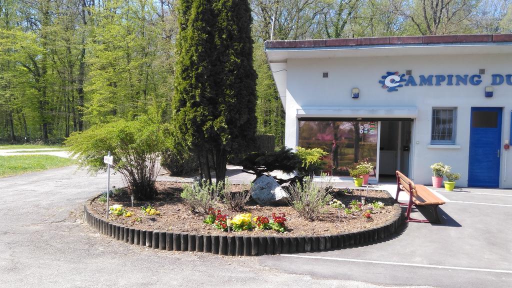 Camping De Contrexeville Contrexéville Exterior foto