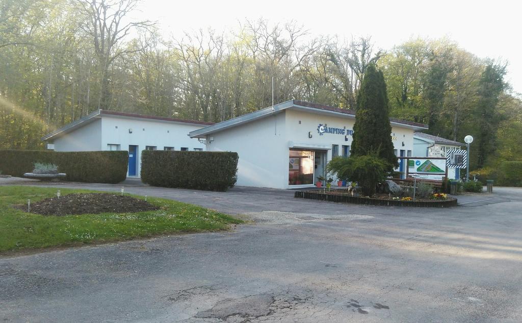 Camping De Contrexeville Contrexéville Exterior foto